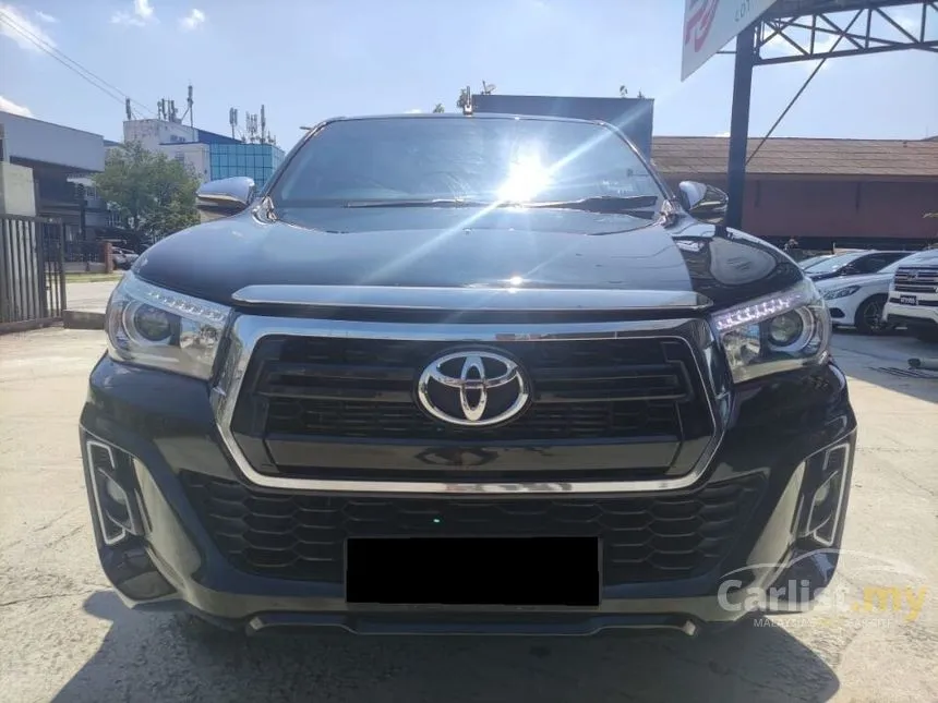2018 Toyota Hilux G Pickup Truck