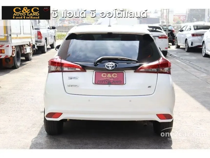 2018 Toyota YARIS E Hatchback