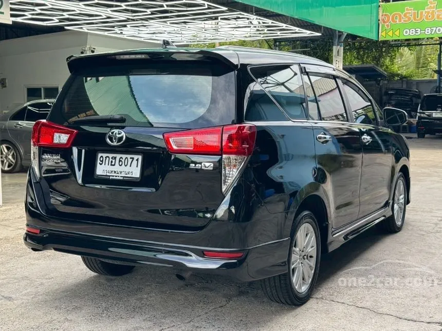 2020 Toyota INNOVA Crysta V Wagon