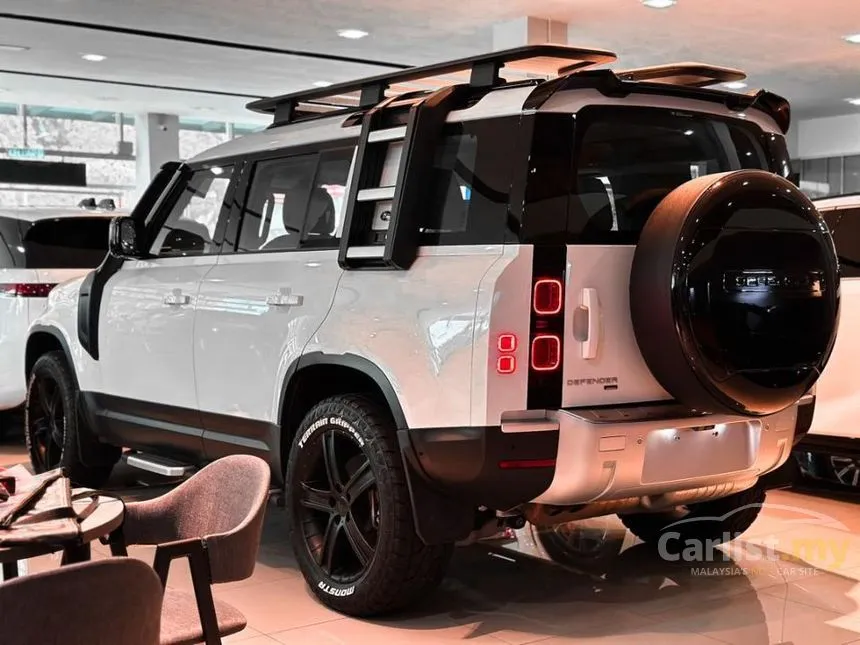 2021 Land Rover Defender 110 D300 SUV