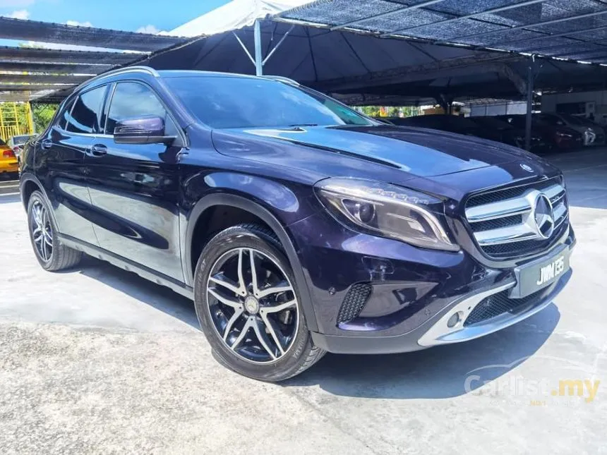 2015 Mercedes-Benz GLA200 SUV