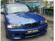 1999 BMW 318i 1.9 Sedan