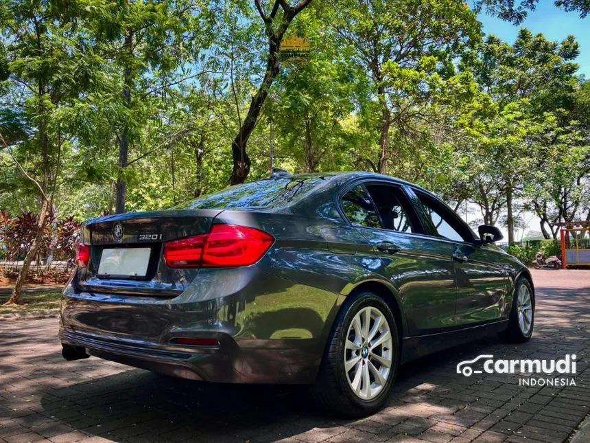 2018 BMW 320i Sport Sedan