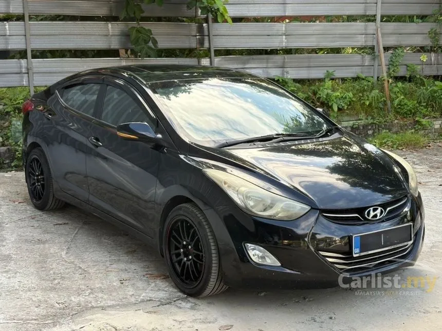 2013 Hyundai Elantra Premium Sedan