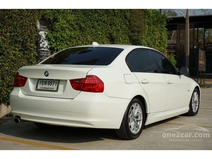 2011 BMW 320i SE Sedan