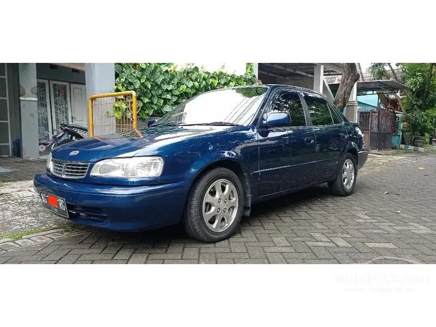 2000 Toyota Corolla SEG Sedan