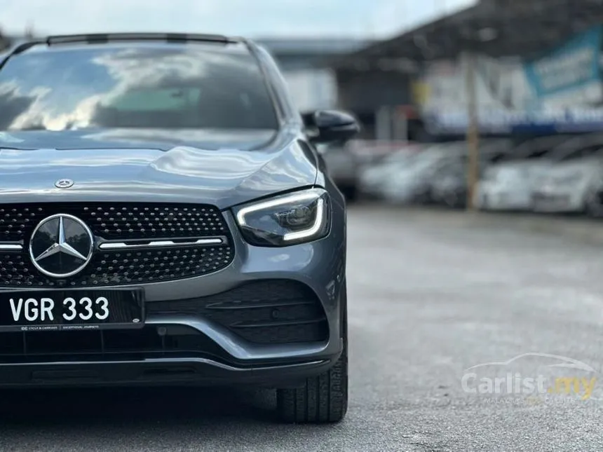 2021 Mercedes-Benz GLC300 4MATIC AMG Line SUV