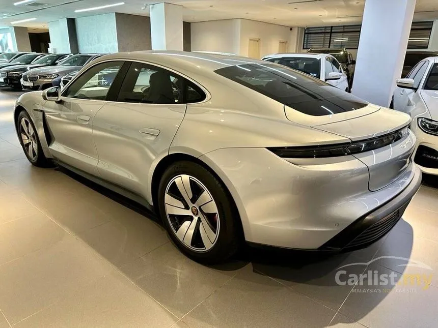 2021 Porsche Taycan 4S Sedan