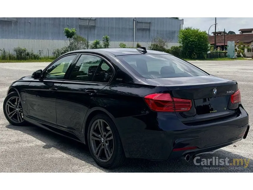 2019 BMW 330e M Sport Sedan