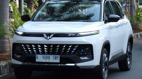 Masuk Deretan Mobil Hybrid Termurah di Indonesia, Apa Kelebihan New Wuling Almaz?
