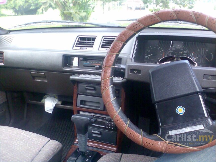 1996 Proton Saga Iswara Hatchback