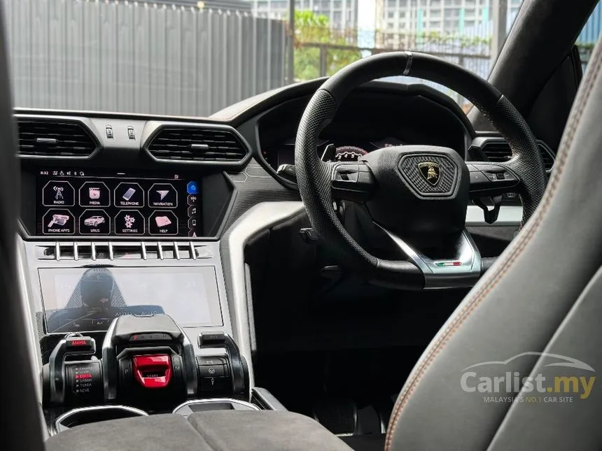 2019 Lamborghini Urus SUV