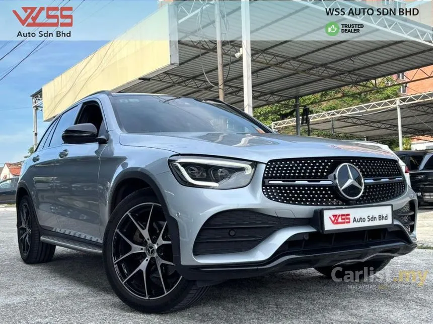 2022 Mercedes-Benz GLC300 4MATIC AMG Line SUV