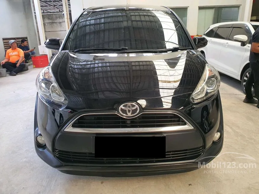 Jual Mobil Toyota Sienta 2019 V 1.5 di DKI Jakarta Automatic MPV Hitam Rp 175.000.000