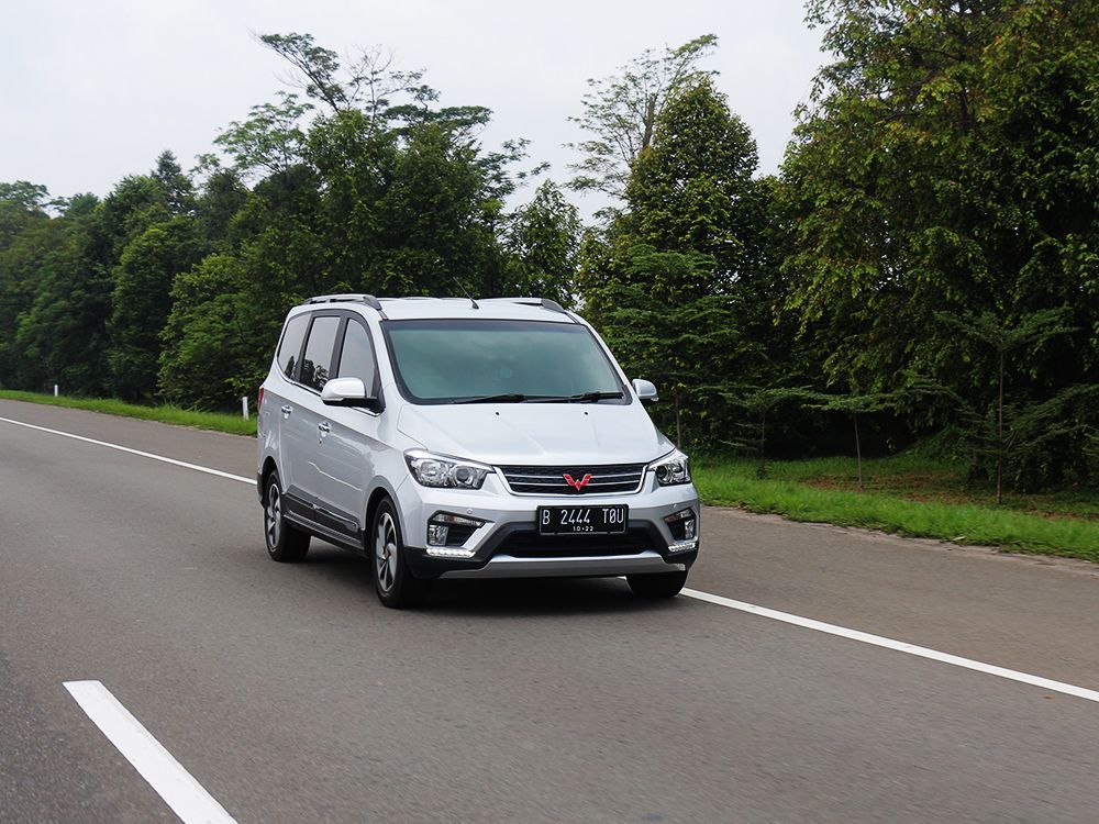 Wuling Confero, MPV Pendatang Baru yang Berhasil Unjuk Gigi