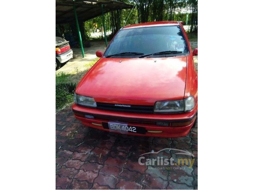 1992 Daihatsu Charade Aura CS Hatchback