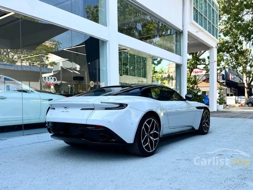 2018 Aston Martin DB11 V12 Coupe