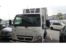 Mitsubishi Fuso Lori Baru 3ton 5ton 7500kg Freezer Chiller Crane Peti Sejuk Beku