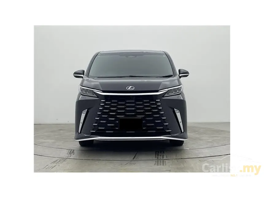 2024 Lexus LM 500h Version L 6 Seater MPV