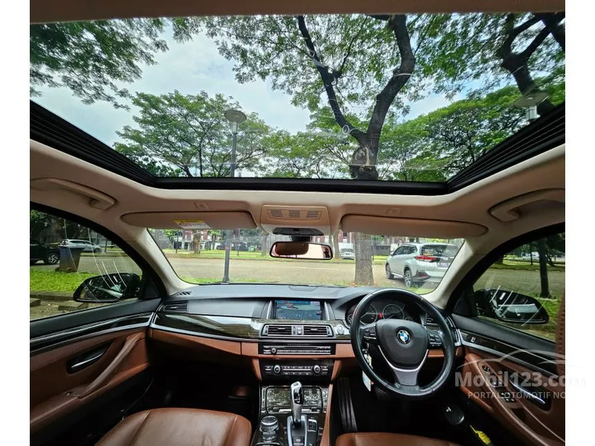 Jual Mobil BMW 520i 2015 Luxury 2.0 di DKI Jakarta Automatic Sedan Hitam Rp 398.000.000