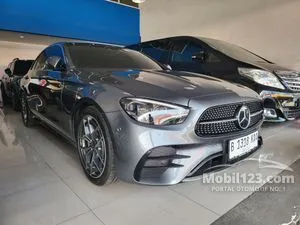 2022 Mercedes-Benz E300 2.0 AMG Line Sedan