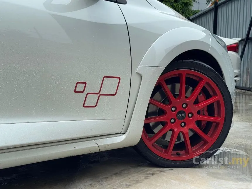 2015 Renault Megane RS 275 Trophy-R Hatchback