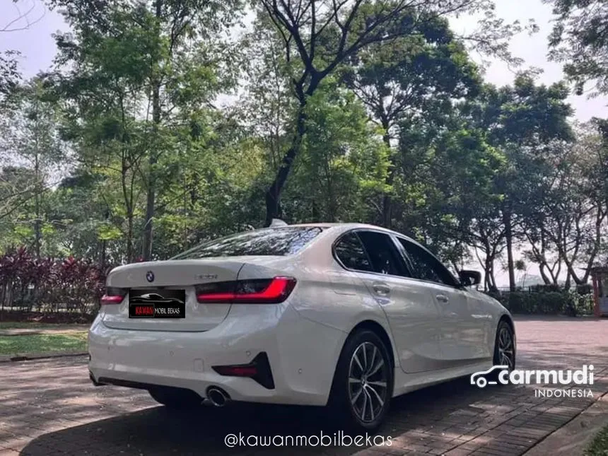 2021 BMW 320i Sport Sedan