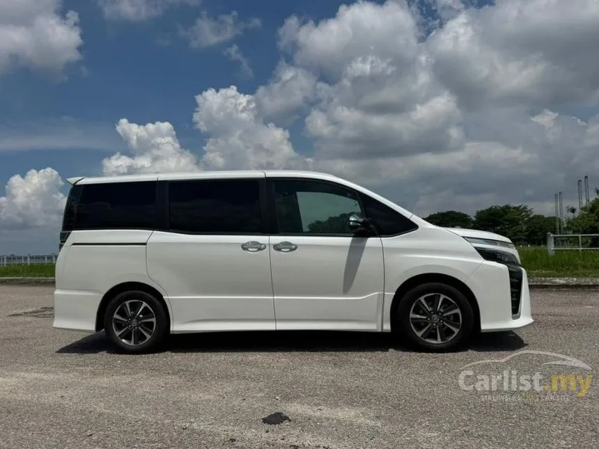 2021 Toyota Voxy ZS Kirameki Edition MPV