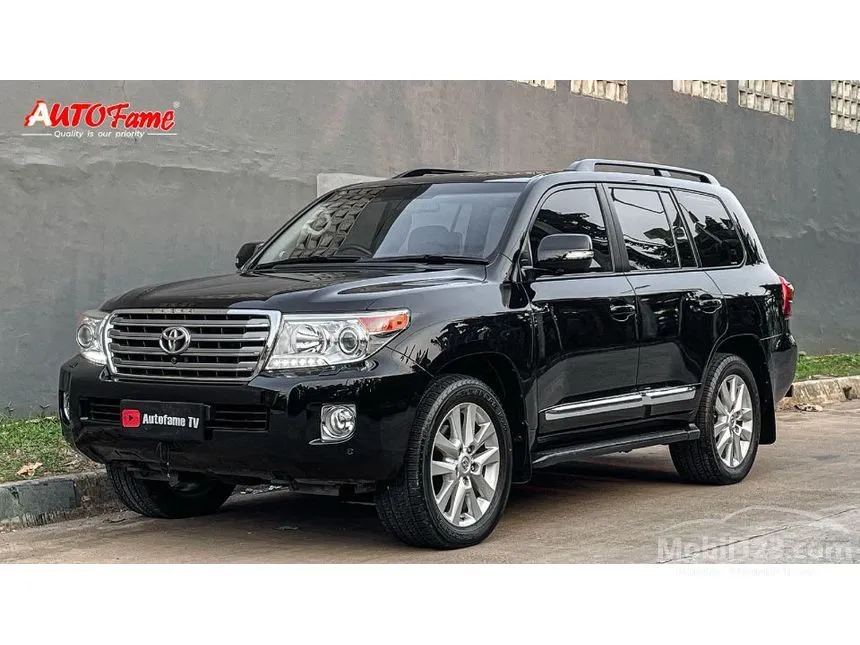 2012 Toyota Land Cruiser 200 Full spec SUV