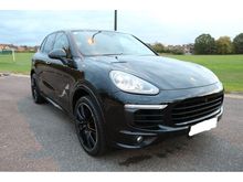 UNREG 2016 Porsche Cayenne 3.6 S Red Nappa Rear Entertainment