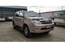 2005 Toyota Fortuner 2.7 (ปี 04-08) V SUV AT