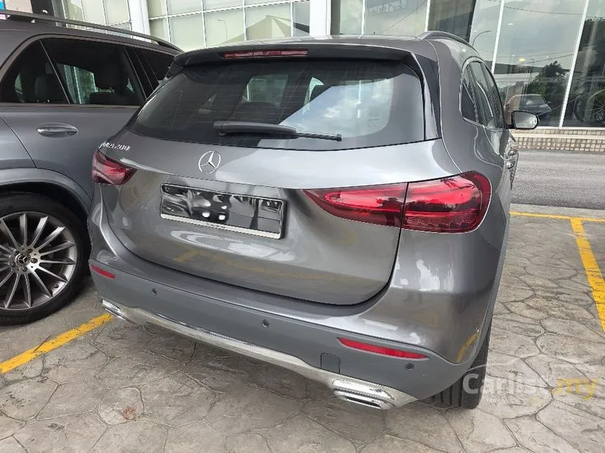 2024 Mercedes-Benz GLA200 Progressive Line SUV