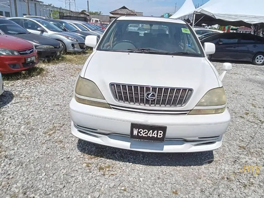1998 Toyota Harrier SUV