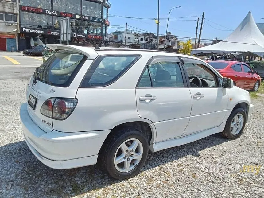 1998 Toyota Harrier SUV