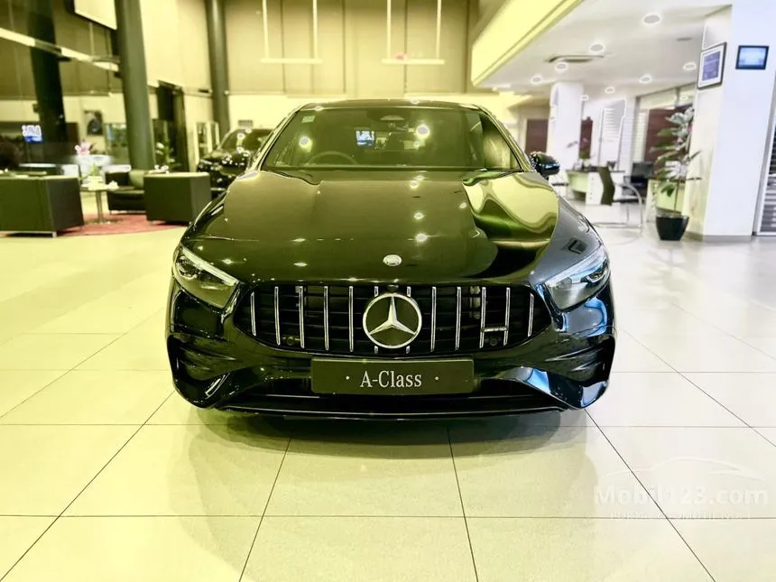 2025 Mercedes-Benz AMG A35 4MATIC Sedan