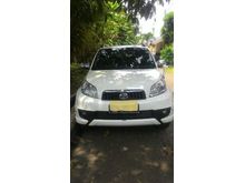 Toyota Rush 1.5 TRD Sportivo SUV 2014 Warna Putih