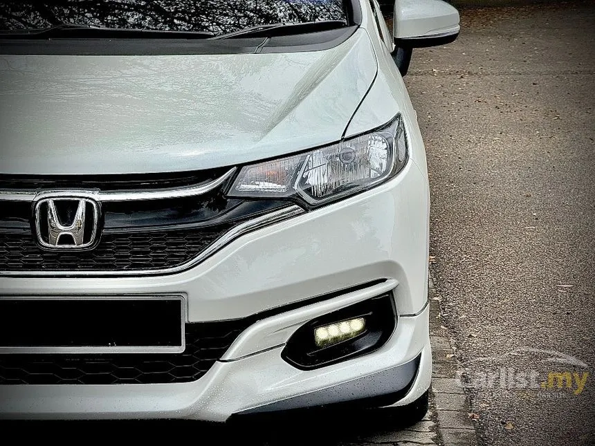2017 Honda Jazz Hybrid Hatchback