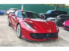 2021 Ferrari 812 6.5 Superfast Coupe Carbon Exterior & Interior / Scuderia shields / Unreg