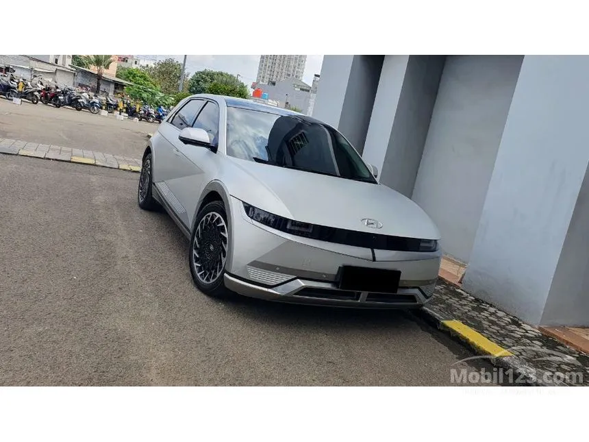 2024 Hyundai IONIQ 5 Signature Long Range SUV