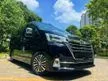Recon 2020 TOYOTA GRANACE G 2.8 JAPAN SPEC *GRADE 4.5 GOOD CONDITION/ONLY 21,000KM TRUE MILLAGE/8 SEATER/BEIGE INTERIOR/FULL LEATHER SEAT/BSM/DIM/MUST VIEW*