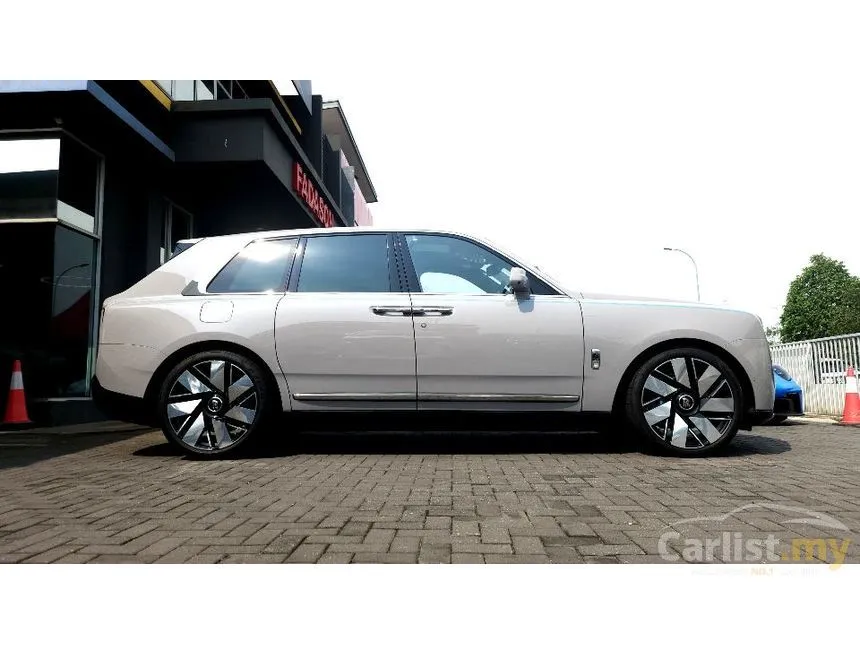 2025 Rolls-Royce Phantom Series II Sedan