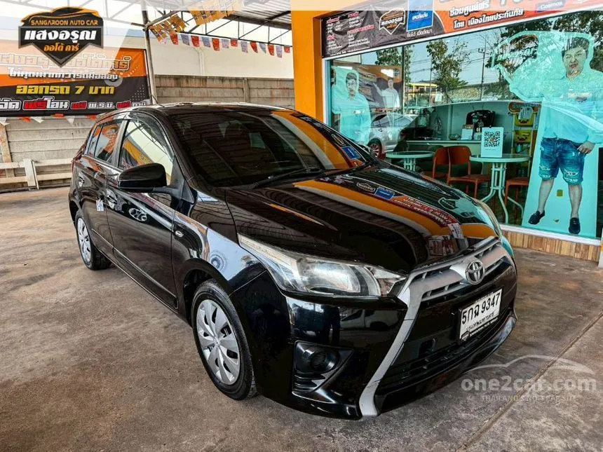 2016 Toyota YARIS J Hatchback