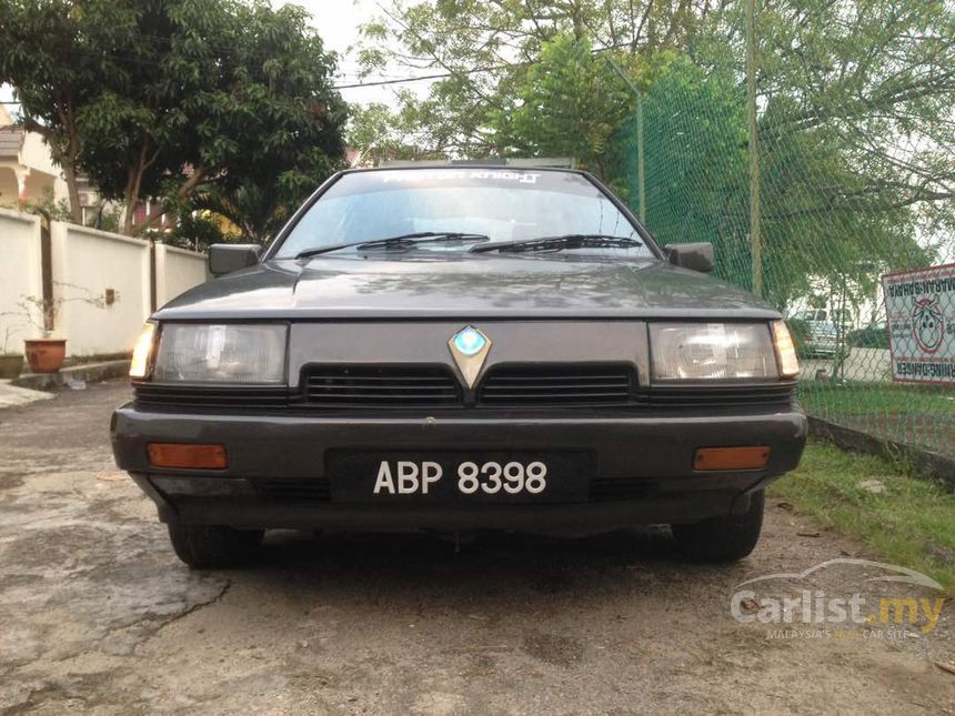 1989 Proton Saga Hatchback