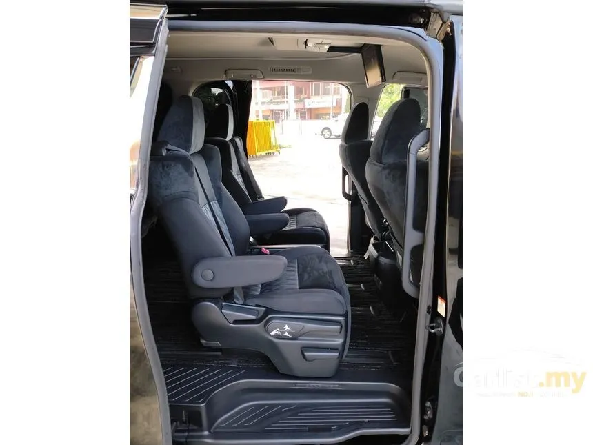 2019 Toyota Vellfire ZA MPV