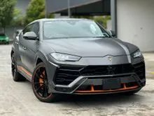 2022 Lamborghini Urus Graphite Capsule 4.0, Dry Carbon Interior, Orange Caliper, Orange Stitching, Panoramic Roof, Bang & Olufsen