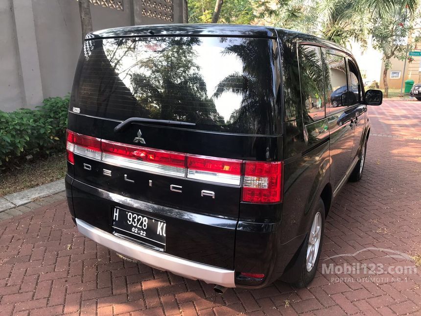 Jual Mobil Mitsubishi Delica 2015 D5 2.0 di DKI Jakarta 