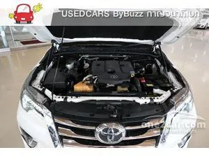 2015 Toyota FORTUNER 2.4 V SUV