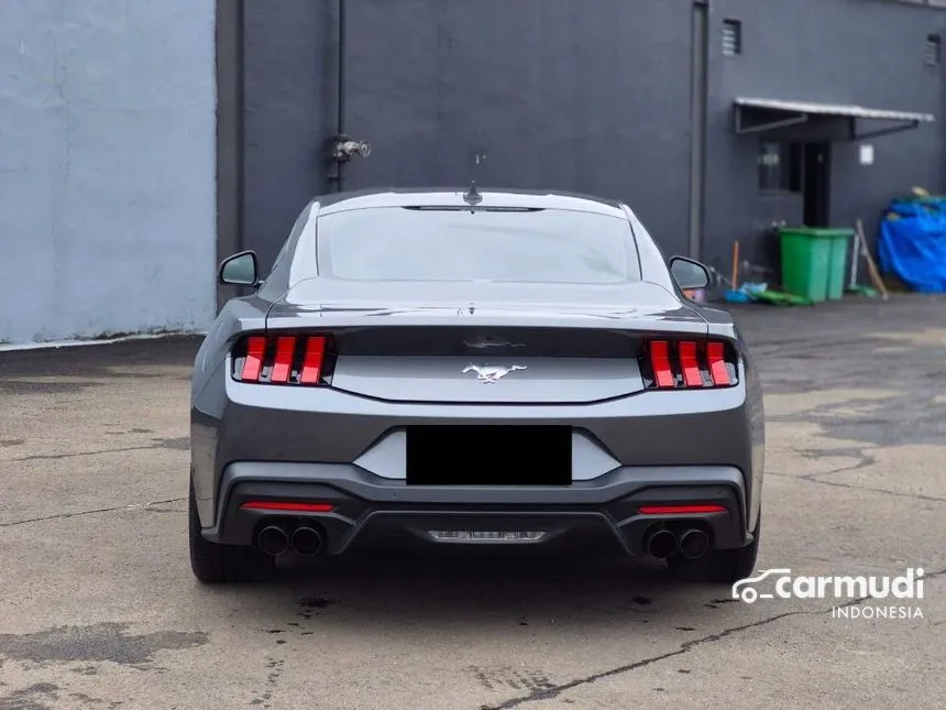 2024 Ford Mustang EcoBoost Fastback