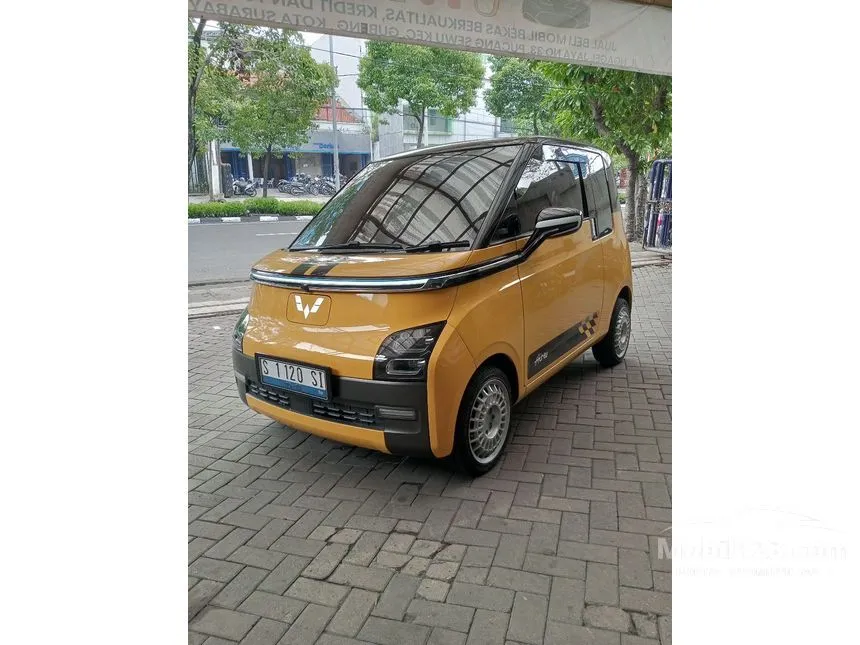2022 Wuling Air EV Long Range Hatchback