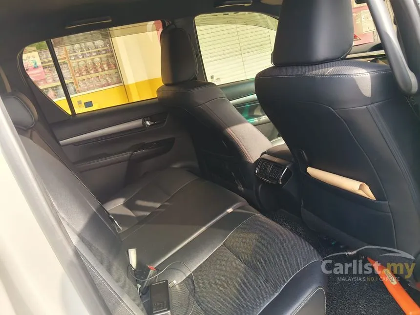 2024 Toyota Hilux Rogue Dual Cab Pickup